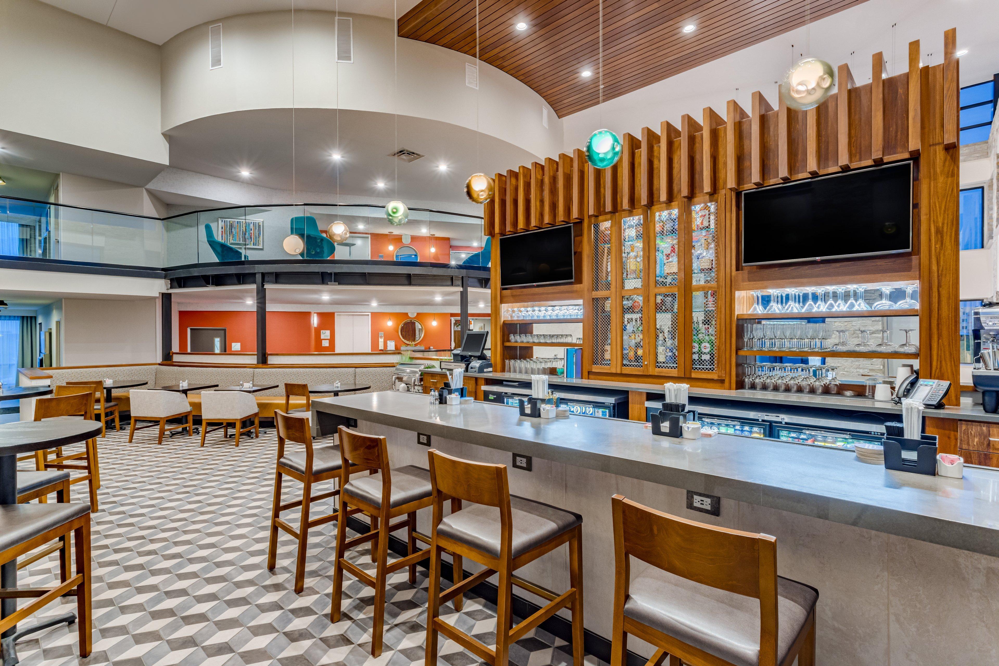 Holiday Inn - Columbus, an IHG Hotel Bagian luar foto