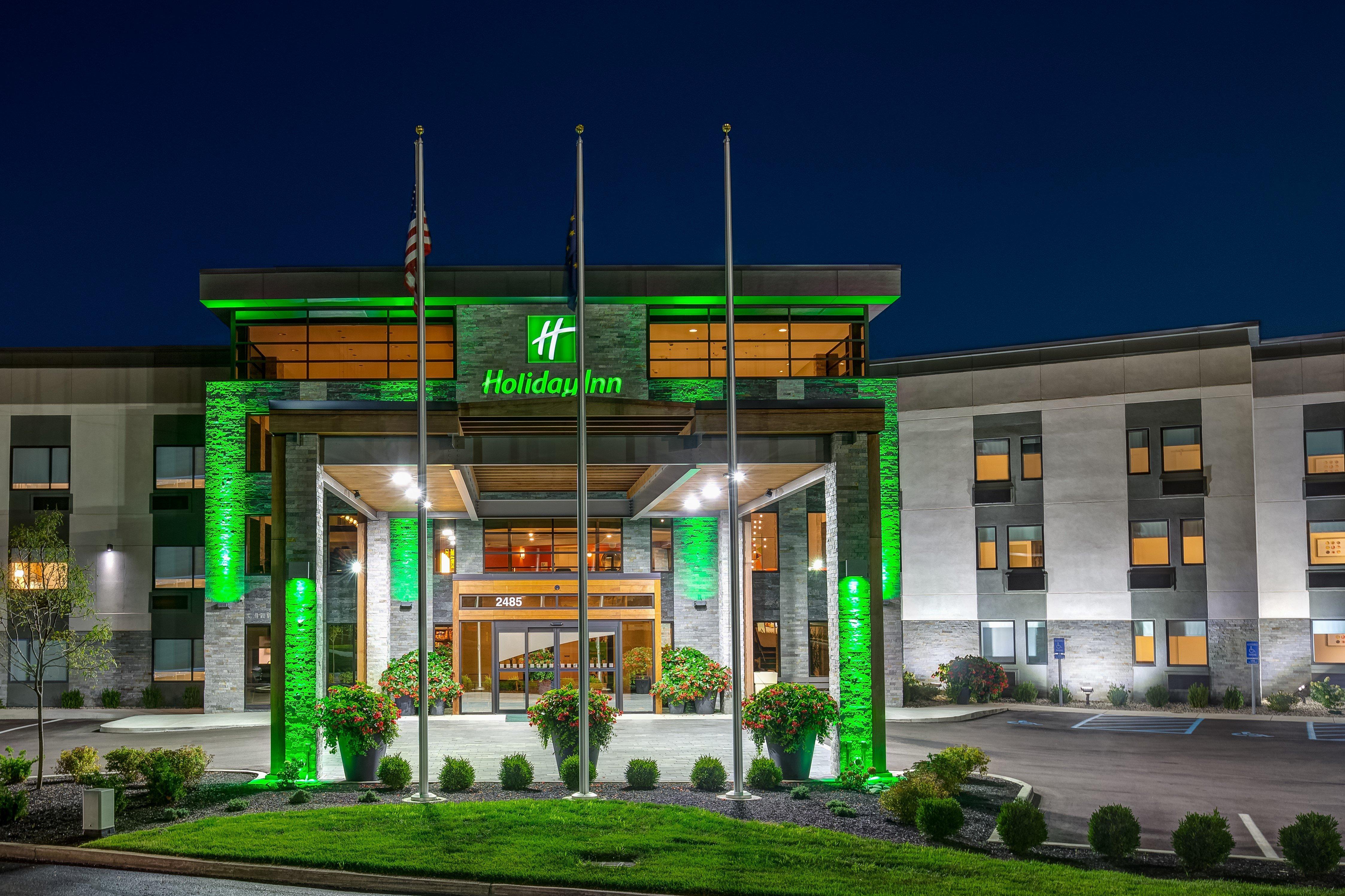 Holiday Inn - Columbus, an IHG Hotel Bagian luar foto