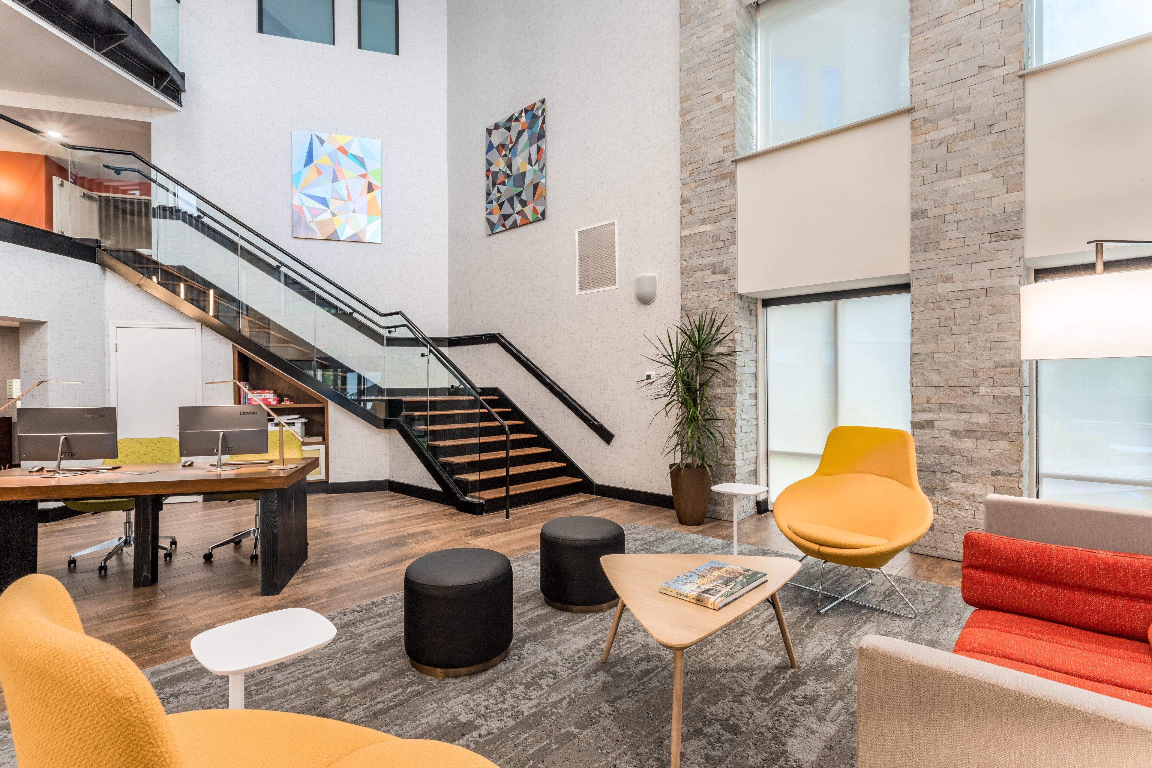 Holiday Inn - Columbus, an IHG Hotel Bagian luar foto
