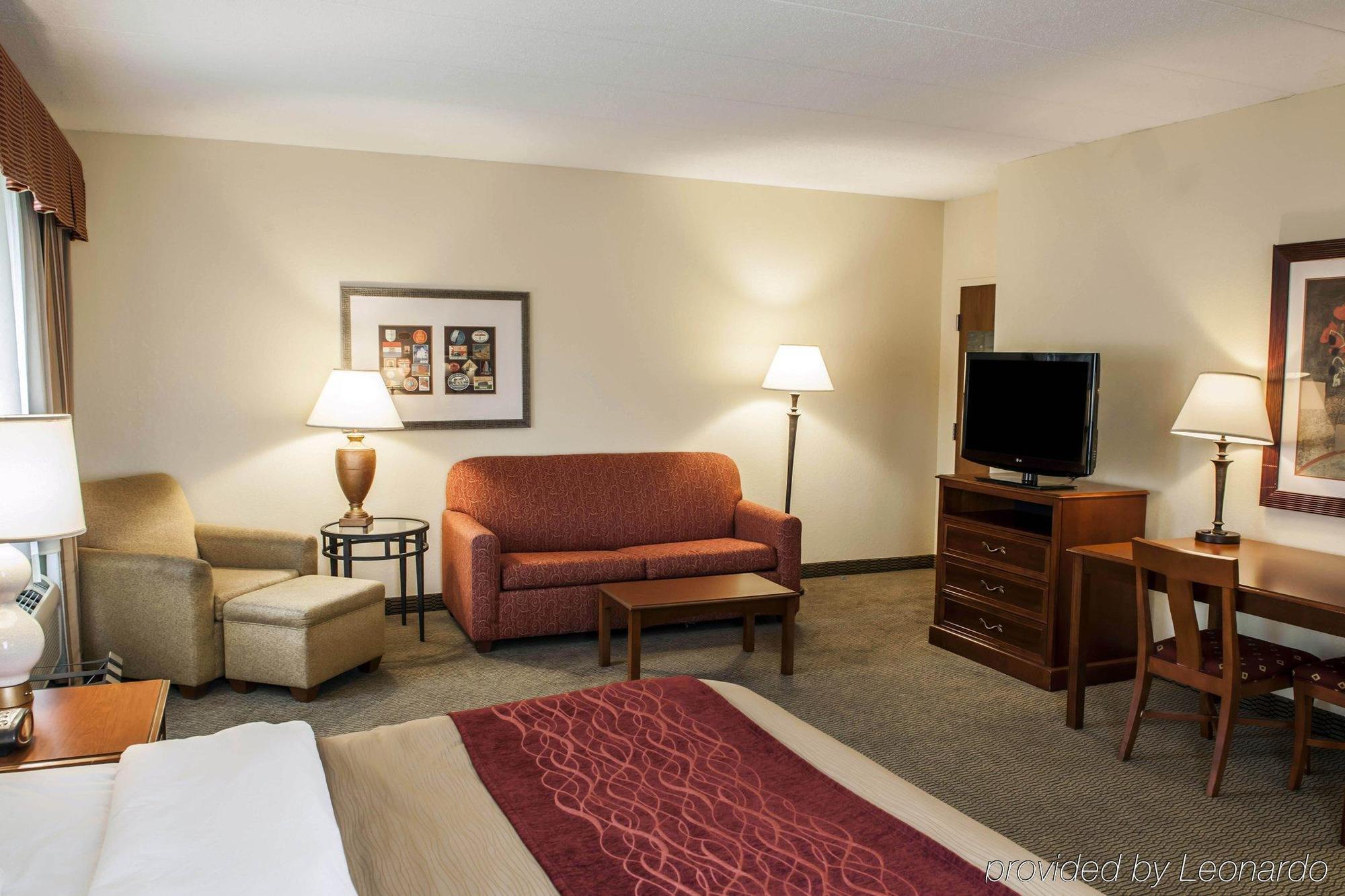 Holiday Inn - Columbus, an IHG Hotel Bagian luar foto