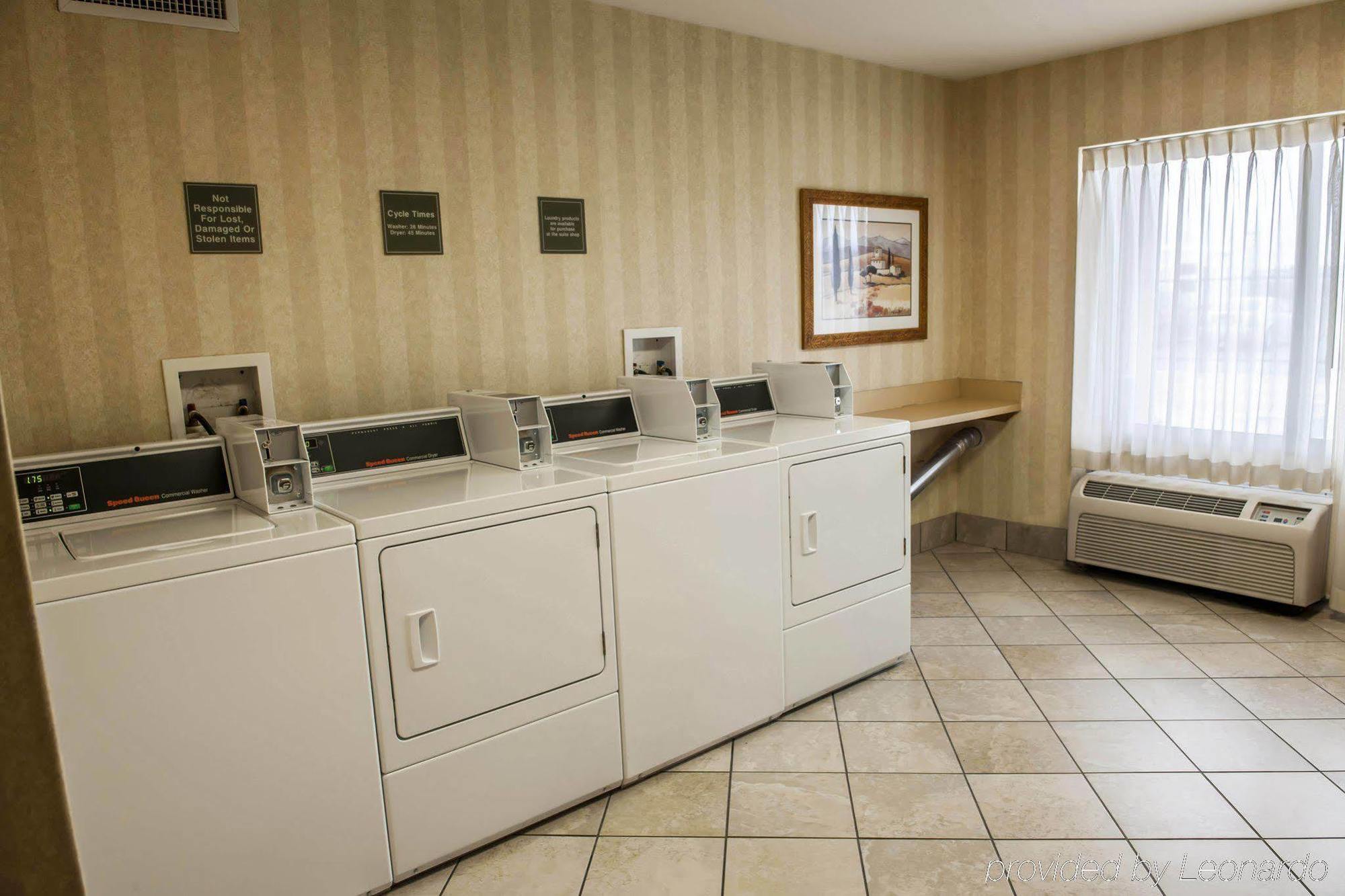 Holiday Inn - Columbus, an IHG Hotel Bagian luar foto